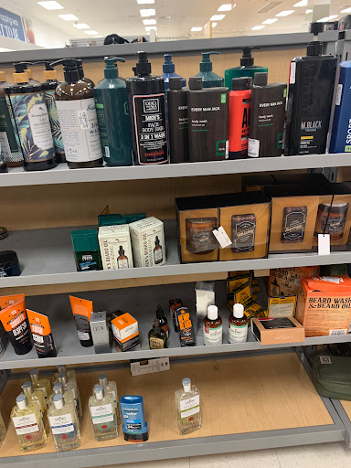 Department Store «Marshalls», reviews and photos, 1399 N Shore Rd, Revere, MA 02151, USA