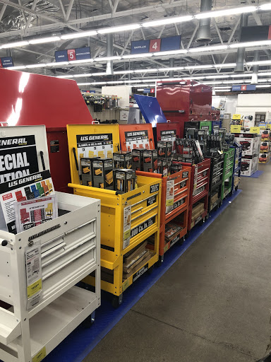 Hardware Store «Harbor Freight Tools», reviews and photos, 1349 N Blackstone Ave, Fresno, CA 93703, USA