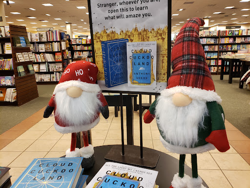 Book Store «Barnes & Noble», reviews and photos, 14790 Greyhound Plaza, Carmel, IN 46032, USA