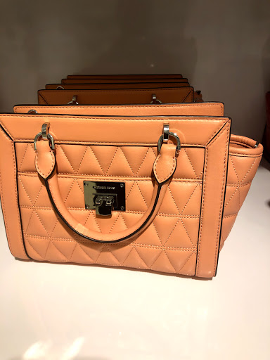 Fashion Accessories Store «Michael Kors», reviews and photos, 20-A Killingworth Turnpike #430, Clinton, CT 06413, USA