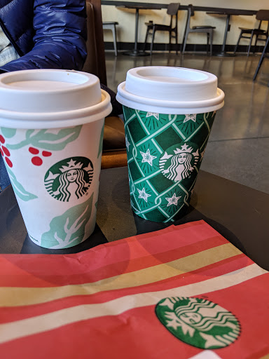 Coffee Shop «Starbucks», reviews and photos, 1198 S Cloverdale Blvd, Cloverdale, CA 95425, USA