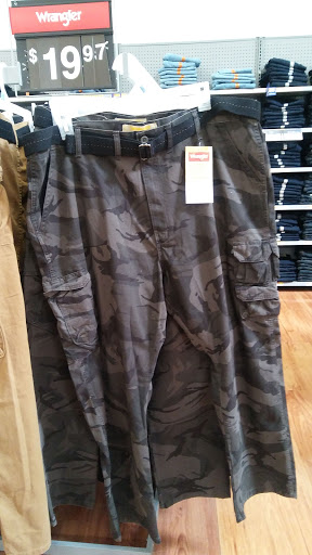 Discount Store «Walmart», reviews and photos, 1040 Green Acres Rd, Eugene, OR 97408, USA