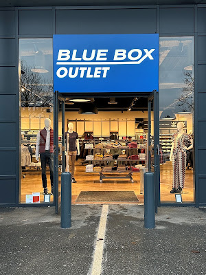 Blue Box Outlet à Auch