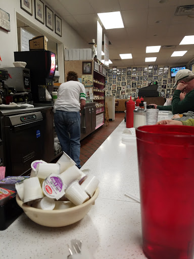 Donut Shop «HoneyDip Donuts», reviews and photos, 4480 Kenny Rd, Columbus, OH 43220, USA