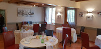 Atmosphère du Restaurant Auberge Du Cheval Rouge à Chisseaux - n°8