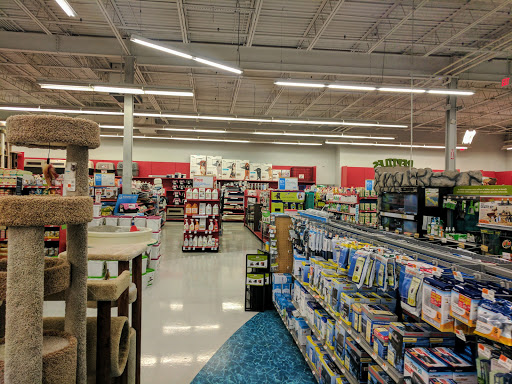 Pet Supply Store «Petco Animal Supplies», reviews and photos, 1333 Centennial Ave, Piscataway Township, NJ 08854, USA