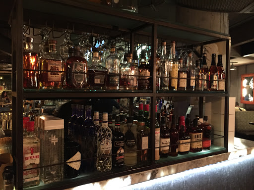 Shopping Mall «Shops At 2000 Penn», reviews and photos, 2000 Pennsylvania Ave NW #3500, Washington, DC 20006, USA