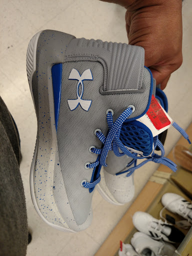 Shopping Mall «Lehigh Shopping Center», reviews and photos, W Union Blvd, Bethlehem, PA 18018, USA