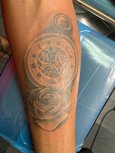 Tattoo Shop «Emotionz Tattoos», reviews and photos, 7490 Old National Hwy, Riverdale, GA 30296, USA