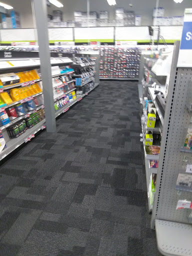 Office Supply Store «Staples», reviews and photos, 2330 Foothill Blvd, La Verne, CA 91750, USA