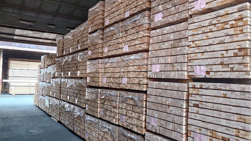 北九州木材市場協同組合 八幡木材市場