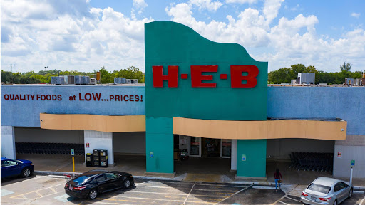 H-E-B Grocery, 4206 Avenue T, Santa Fe, TX 77510, USA, 