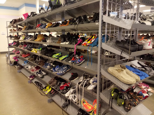 Thrift Store «Layton Goodwill Store», reviews and photos, 1010 W Hill Field Rd, Layton, UT 84041, USA