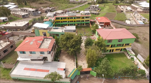 Opiniones de Unidad Educativa Nuestro Mundo Eco Rio en Riobamba - Escuela
