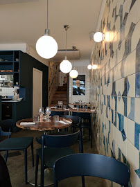 Atmosphère du Restaurant de poisson Belle Maison, bistrot iodé à Paris - n°11