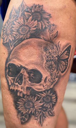 Explore tattoo ideas on the thigh, creative tattoo ideas in Holland, available at Mi Vida Ink