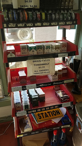 Grocery Store «Corner Store At Old Tavern», reviews and photos, 5090 Old Tavern Rd, The Plains, VA 20198, USA