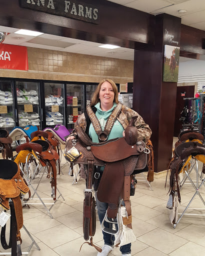 Farm Shop «KnA Farms Inc», reviews and photos, 23009 E Main St, Armada, MI 48005, USA