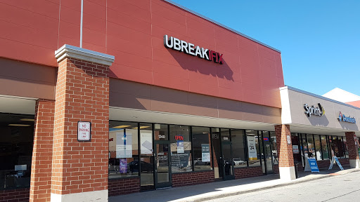 Electronics Repair Shop «uBreakiFix», reviews and photos, 1240 S Canal St, Chicago, IL 60607, USA