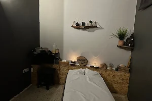 Arte Massage Wellness Salon image