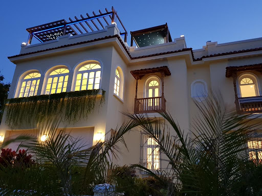 Luxury cottages Havana