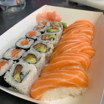Plats et boissons du Restaurant de sushis Sushi Delivery Roubaix - n°1