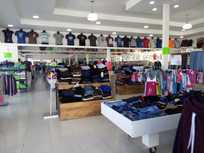 Fabrica de Jeans(Atuntaqui) - Centro comercial
