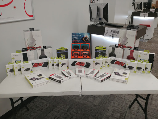 Cell Phone Store «Verizon Authorized Retailer - A Wireless», reviews and photos, 1 Rte 37 W #101, Toms River, NJ 08753, USA