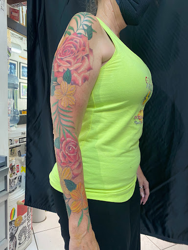 Explore rock music tattoo ideas, creative tattoo ideas in Honolulu, available at 434 TATTOO WAIKIKI