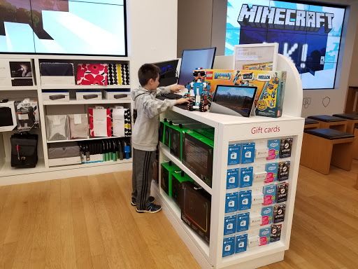 Computer Store «Microsoft Store - The Fashion Centre at Pentagon City», reviews and photos, 1100 S Hayes St G04A, Arlington, VA 22202, USA