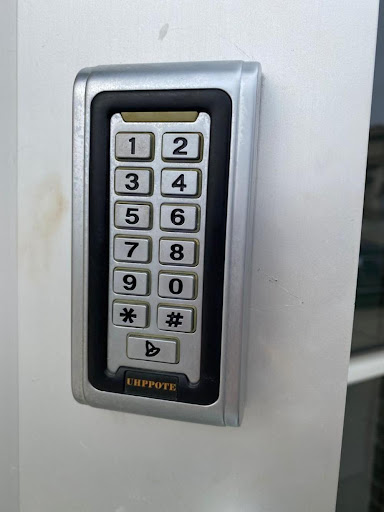 Locksmith «Extra Locksmith», reviews and photos, 911 N Sylvania Ave #180, Fort Worth, TX 76111, USA