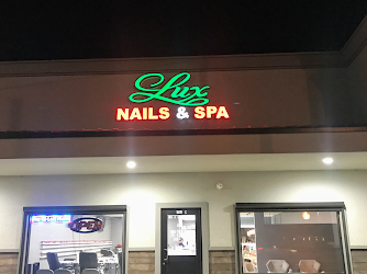 Lux Nails & Spa