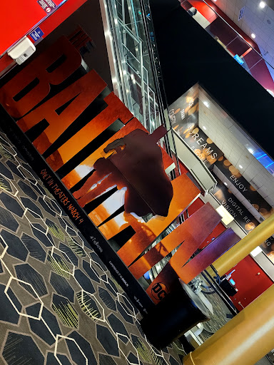 Movie Theater «College Point Multiplex Cinemas», reviews and photos, 2855 Ulmer St, Flushing, NY 11354, USA