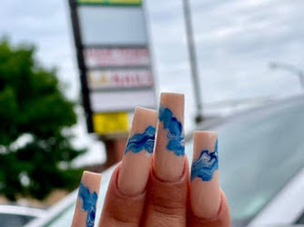 L A NAILS - Chicago
