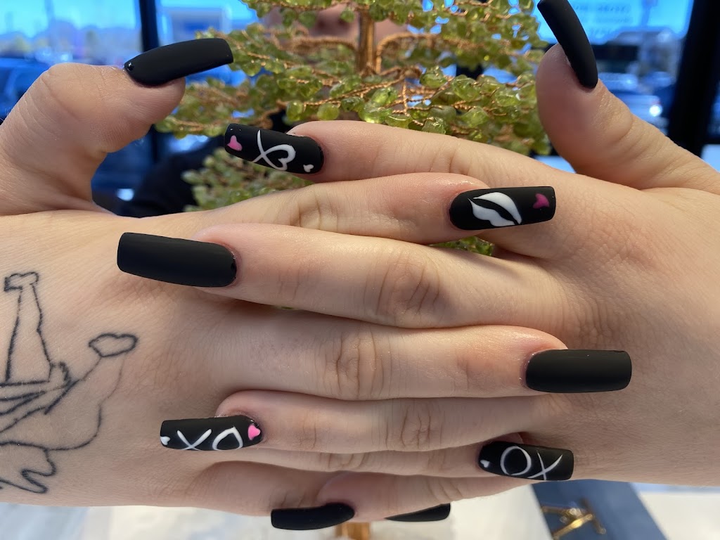 Sakura Nails & Spa 73099