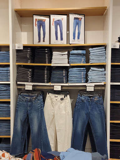 Clothing Store «Express», reviews and photos, 1400 Willowbrook Mall, Wayne, NJ 07470, USA