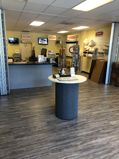 Shipping and Mailing Service «American Mail Plus», reviews and photos, 5579 Chamblee Dunwoody Rd, Atlanta, GA 30338, USA