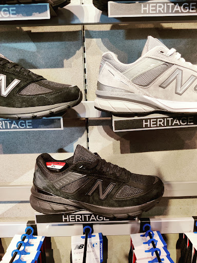 Shoe Store «New Balance», reviews and photos, 127 Old Country Rd, Carle Place, NY 11514, USA