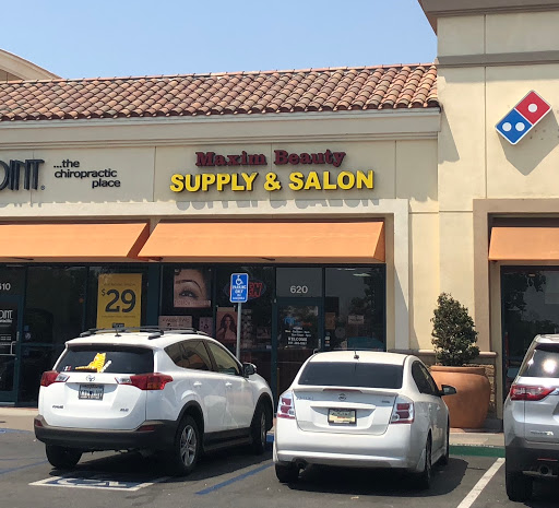 Beauty Salon «Maxim Beauty Supply, Salon & Eyebrow Threading», reviews and photos, 12411 Limonite Ave # 620, Mira Loma, CA 91752, USA