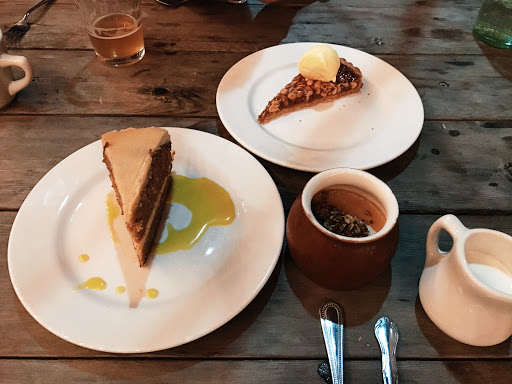 American Restaurant «Dai Due», reviews and photos, 2406 Manor Rd, Austin, TX 78722, USA