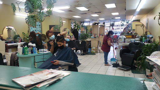 Beauty Salon «Yessenia Beauty Salon», reviews and photos, 1150 W Kiest Blvd, Dallas, TX 75224, USA