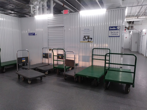 Self-Storage Facility «Life Storage», reviews and photos, 420 W St Paul Ave, Milwaukee, WI 53203, USA