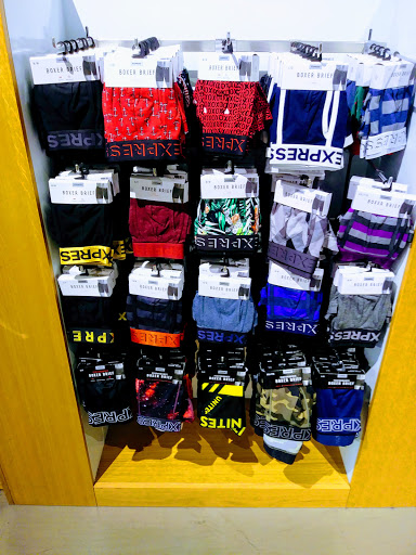 Clothing Store «Express», reviews and photos, 1151 Harding Blvd, Roseville, CA 95678, USA