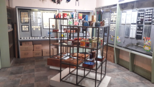 Boutique «Su Casa Boutique», reviews and photos, 1041 N Cedar St, Lansing, MI 48906, USA