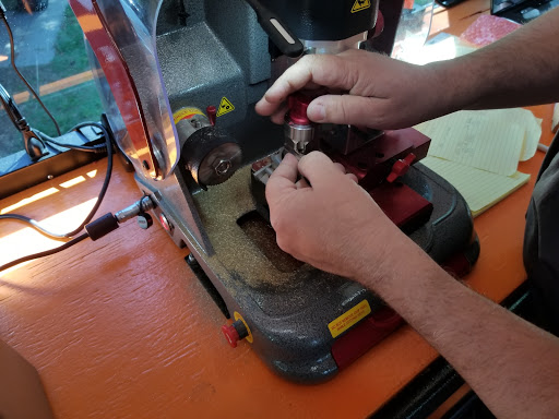 Locksmith «ReKey Xpress Locksmith», reviews and photos, 5750 North Sam Houston Pkwy E Ste 505, Houston, TX 77032, USA