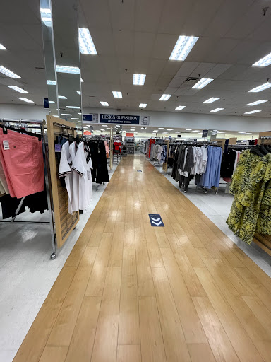 Department Store «Marshalls», reviews and photos, 3855 E Foothill Blvd, Pasadena, CA 91107, USA