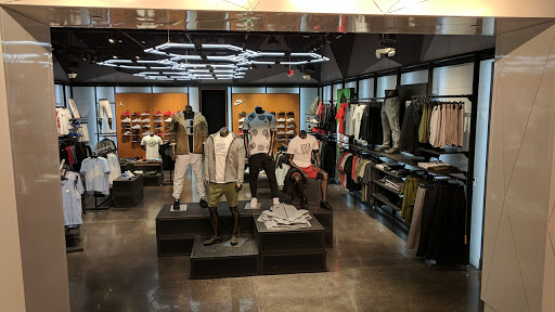 Shoe Store «Champs Sports», reviews and photos, 9585 SW Washington Square Rd, Tigard, OR 97223, USA