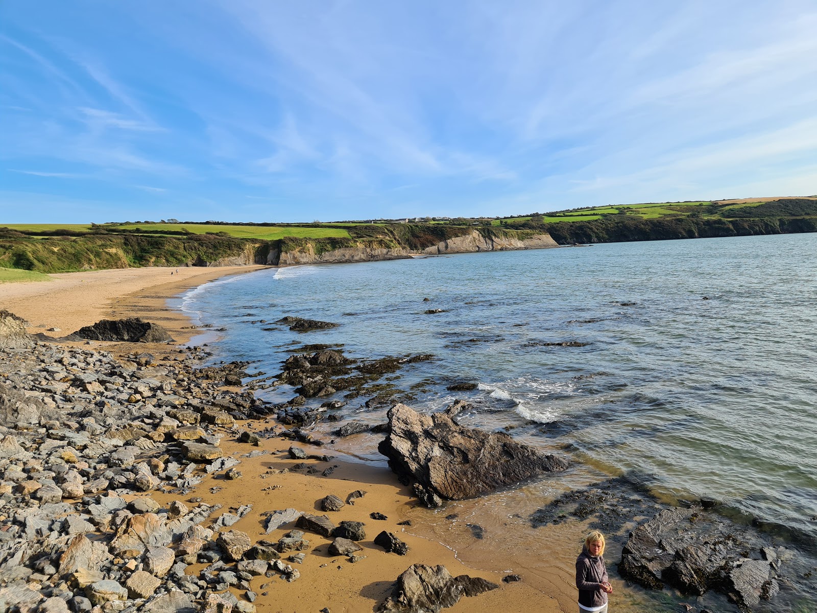 Foto af Booley Beach med lys sand overflade