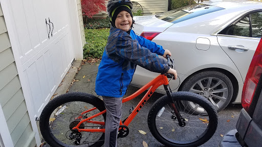 Bicycle Store «American Cycle & Fitness - The Trek Bicycle Stores of Michigan», reviews and photos, 18517 Hall Rd, Macomb, MI 48044, USA