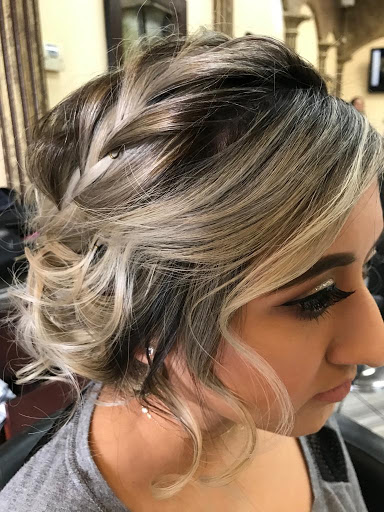 Beauty Salon «Arte Y Creacion Beauty Salon», reviews and photos, 3202 E Greenway Rd, Phoenix, AZ 85032, USA